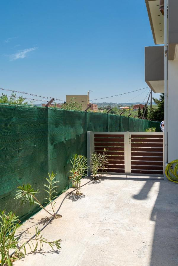 Modern House With Pool Near Beach Gazi Buitenkant foto